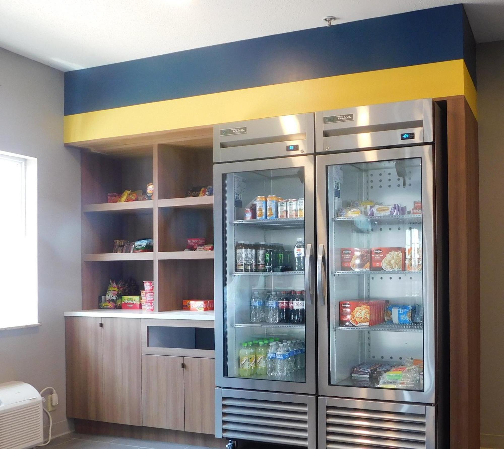 Microtel Inn & Suites By Wyndham Wheeling At The Highlands Triadelphia Extérieur photo