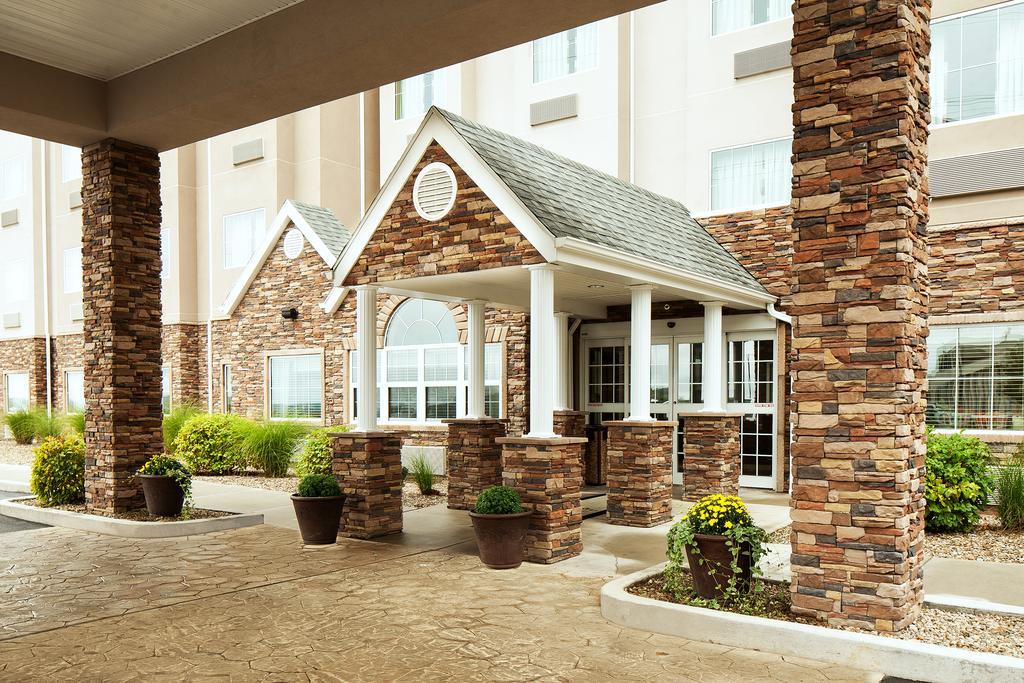 Microtel Inn & Suites By Wyndham Wheeling At The Highlands Triadelphia Extérieur photo